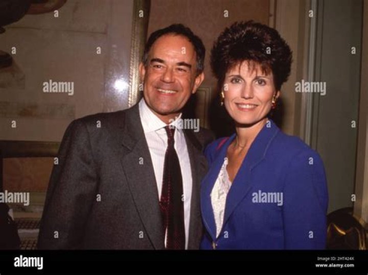 Simon Luckinbill- All About Lucie Arnaz & Laurence Luckinbill Son