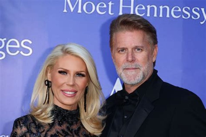 Who Is Slade Smiley? Wiki, Age, Wife, Ethnicity, Net Worth, Height, Career (Biographygist)