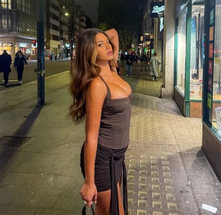 Sofia Jamora- Age, Net Worth, Height, Boyfriend, Career, Ethnicity