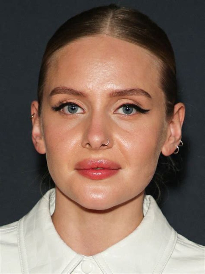 Sofia Kappel- Wiki, Age, Boyfriend, Ethnicity, Net Worth, Height, Career