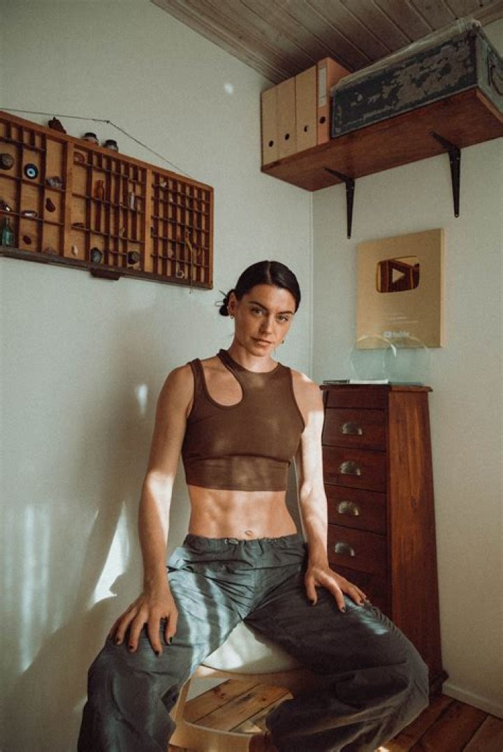 Sorelle Amore- Wiki, Age, Height, Net Worth, Boyfriend, Ethnicity