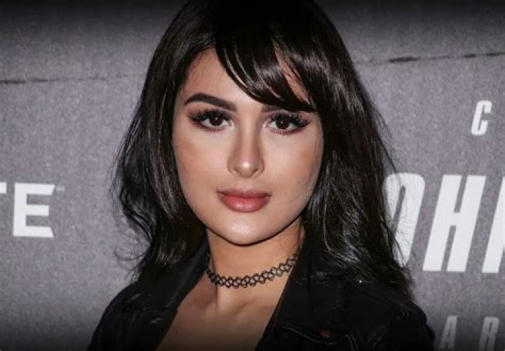 SSSniperWolf- Age, Boyfriend, Net Worth, Height, Ethnicity