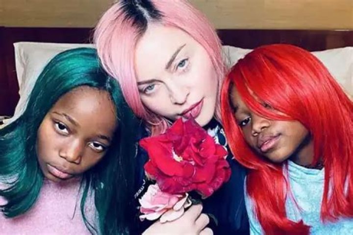 Stelle Ciccone- Wiki, Age, Ethnicity, Boyfriend, Height, Net Worth, Career (Biographygist)