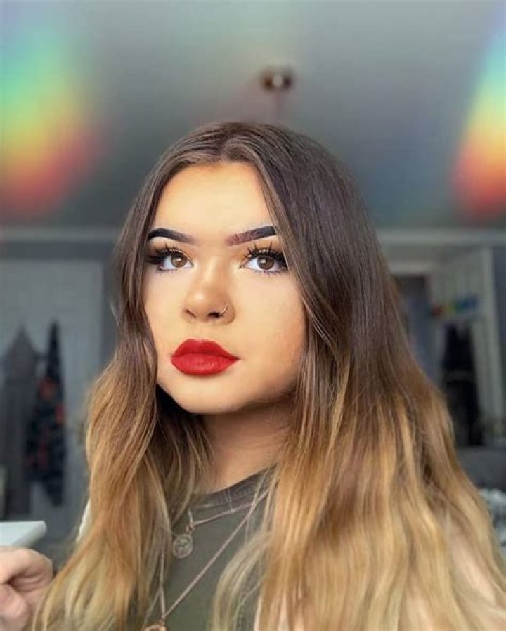 Steph Mcateer- Wiki, Age, Net Worth, Boyfriend, Dating, Height