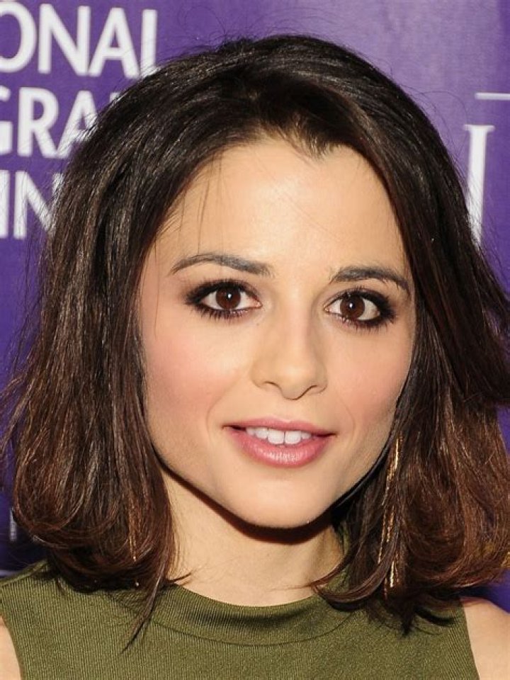 Stephanie Leonidas- Wiki, Age, Height, Net Worth, Husband, Ethnicity