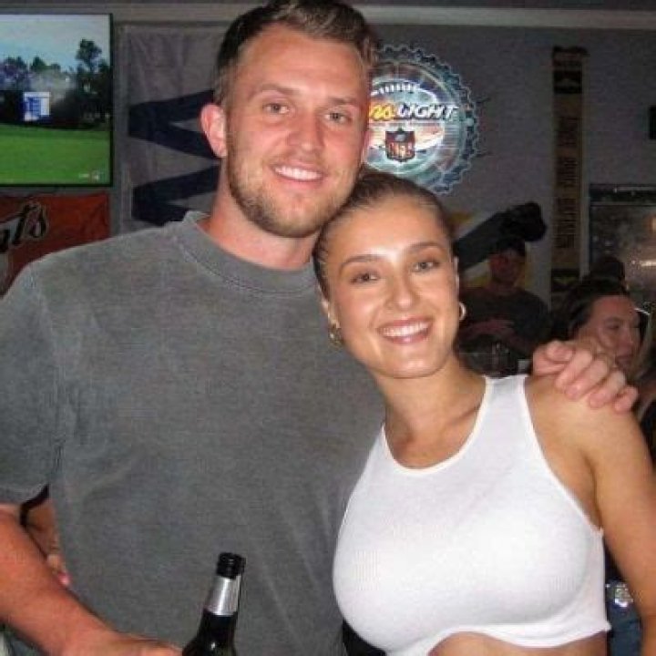 Stephanie Niles Wiki & Age: How Old Is She? All About Jake Browning Girlfriend