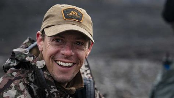Steven Rinella- Bio, Age, Height, Net Worth, Wife, Marriage, Career