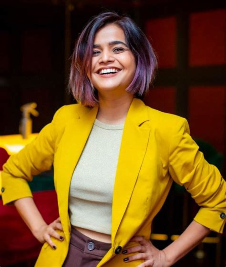 Suhani Shah- Wiki, Age, Height, Net Worth, Boyfriend, Dating