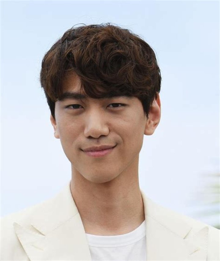 Sung Joon- Wiki, Age, Height, Net Worth, Wife, Ethnicity