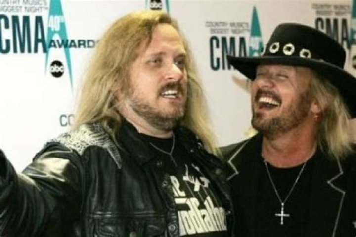 Sweet Florida, A New Van Zant Song Is Causing Confusion online