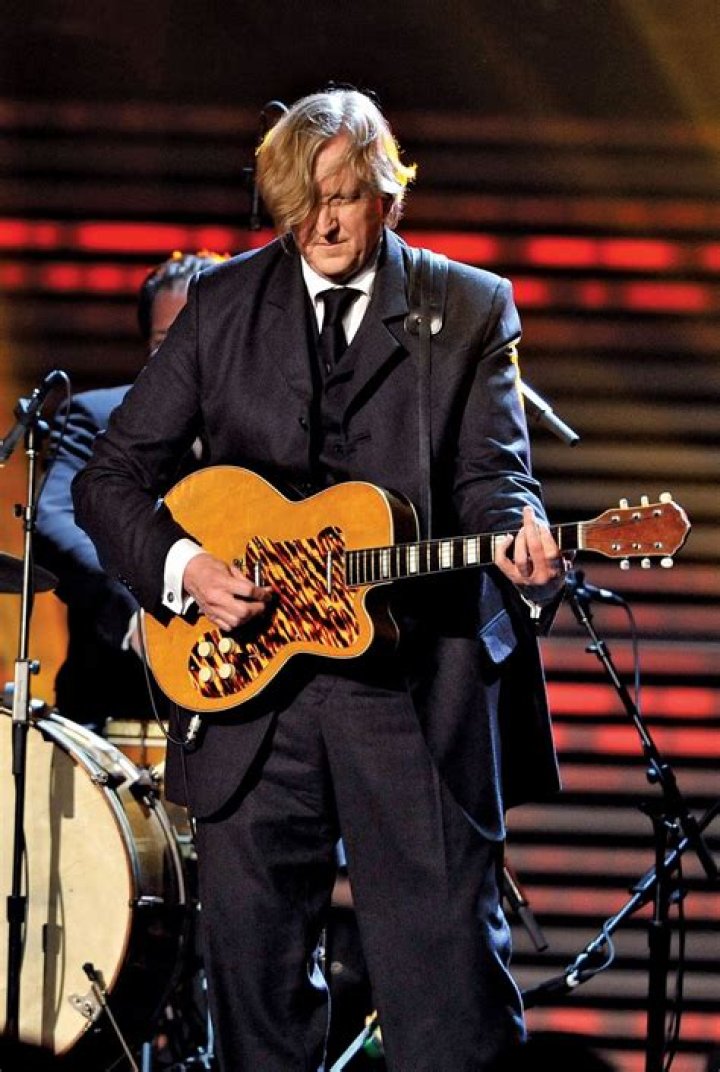 T Bone Burnett- Wiki, Age, Height, Net Worth, Wife, Ethnicity
