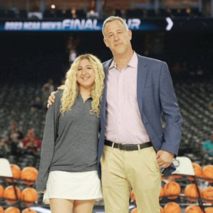 Talia Goodman Age: How Old Is She? All About Jeff Goodman Daughter