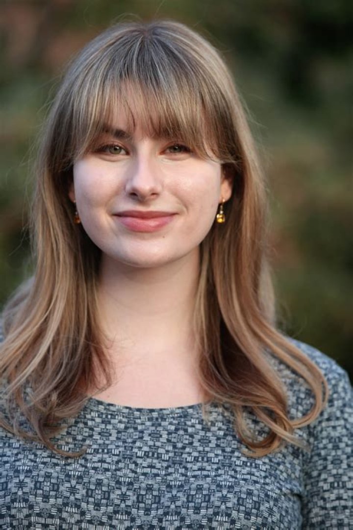 Tara Young- Bio, Age, Net Worth, Boyfriend, Dating, Height