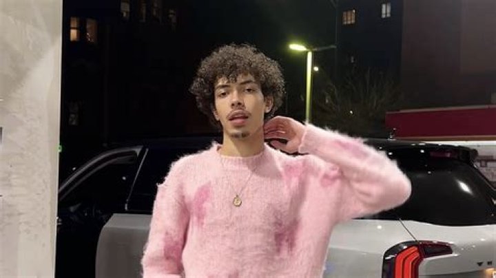 Tayden Seay- Age, Net Worth, Height, Girlfriend, Career, Nationality