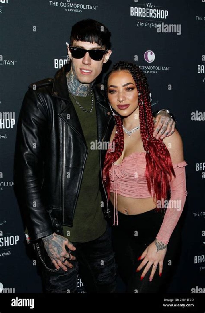 Taylor Lauren Sanders- Bio, Age, Height, Net Worth, Boyfriend, Dating