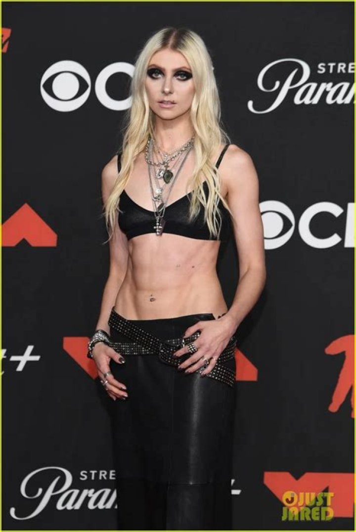 
Taylor Momsen- Wiki, Age, Height, Boyfriend, Ethnicity, Net Worth	