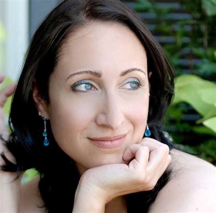 Taylor Stevens- Bio, Age, Height, Net Worth, Boyfriend, Dating