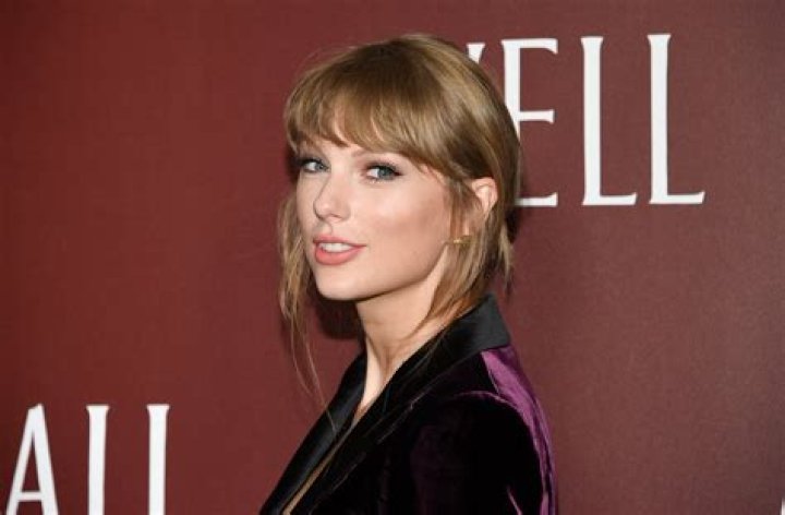 Taylor Swift Will Receive An Honorary Doctorate Of Fine Arts From New York University