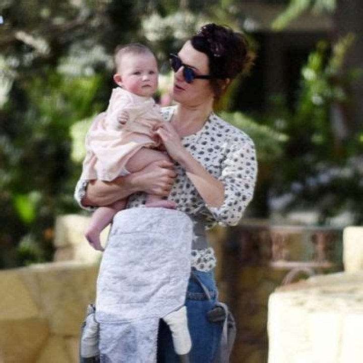 Teddy Cadan: Know All About Dan Cadan and Actress Lena Headey Daughter