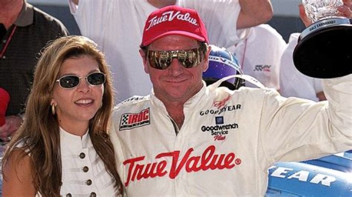 Teresa Earnhardt- Wiki, Age, Husband, Ethnicity, Net Worth, Height, Career