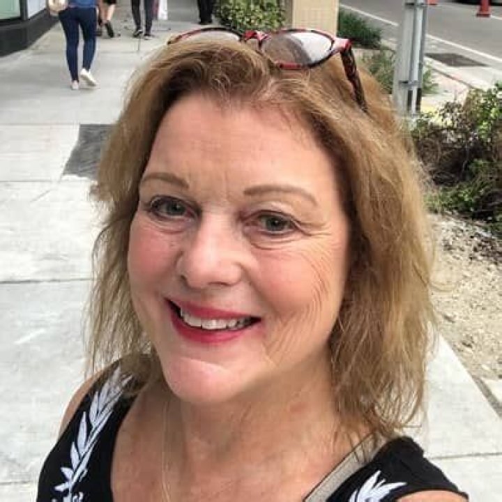 Terri Czarniak- Wiki, Age, Net Worth, Husband, Marriage, Height