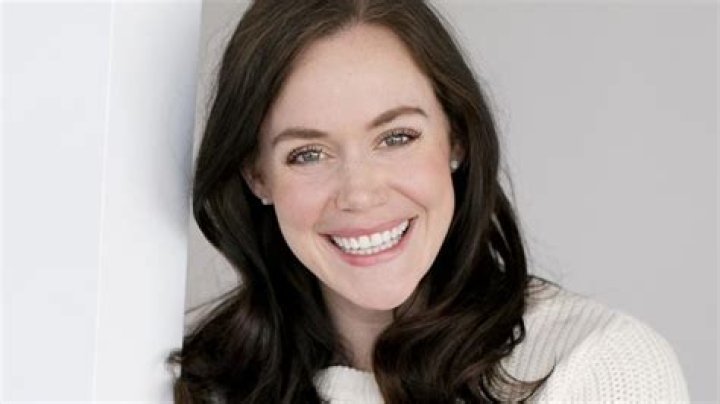 Tessa Virtue- Wiki, Biography, Age, Height, Net Worth, Husband