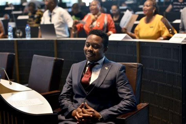 Thapelo Amad- Wiki, Age, Height, Net Worth, Wife, Ethnicity