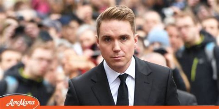 Timothy Hawking- Wiki, Age, Height, Net Worth, Girlfriend, Ethnicity