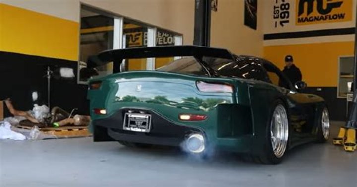 TJ Hunt- Net Worth, Bio, Age, Girlfriend, Height, Nationality, Ethnicity