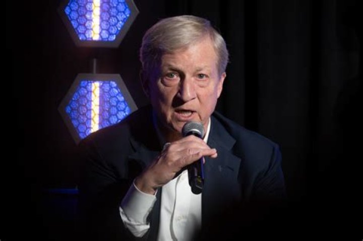 Who Is Tom Steyer? Wiki, Age, Height, Wife, Net Worth, Ethnicity, Career