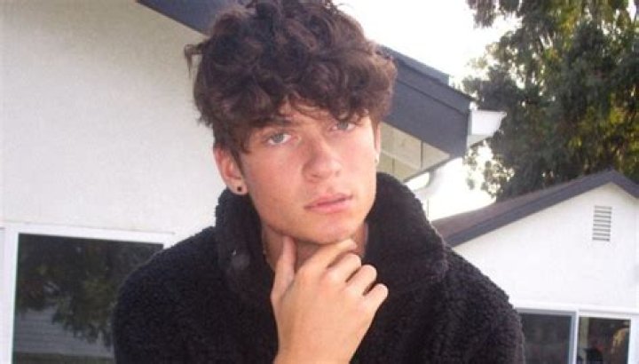 Tommy Unold- Age, Net Worth, Height, Girlfriend, Career