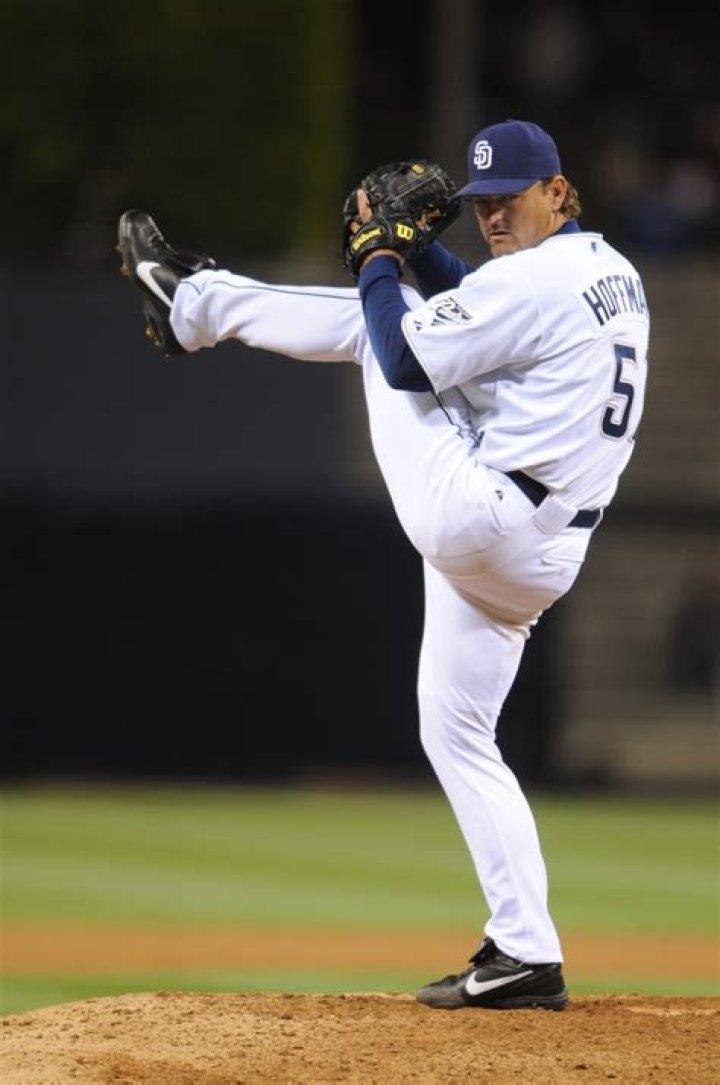 Trevor Hoffman- Wiki, Age, Height, Net Worth, Wife, Ethnicity