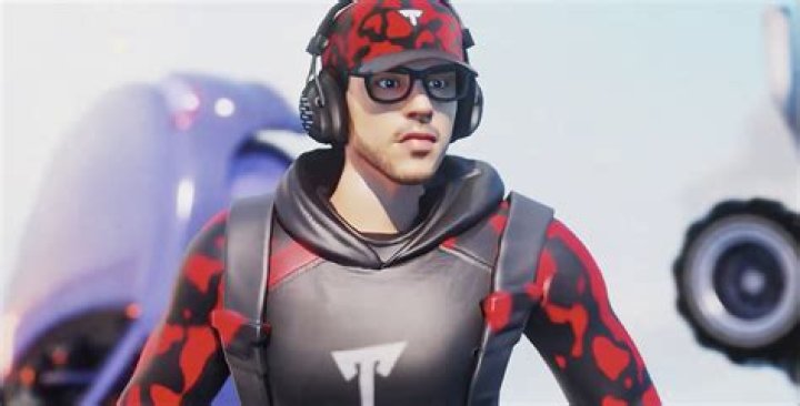 TypicalGamer- Bio, Wiki, Age, Girlfriend, Height, Net Worth, Career