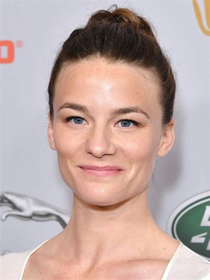 Valerie Pachner- Wiki, Age, Height, Net Worth, Girlfriend, Ethnicity