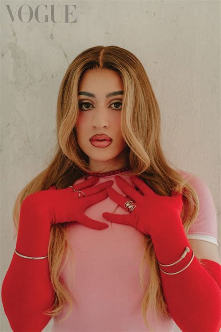 Villano Antillano- Wiki, Age, Ethnicity, Boyfriend, Height, Net Worth, Career