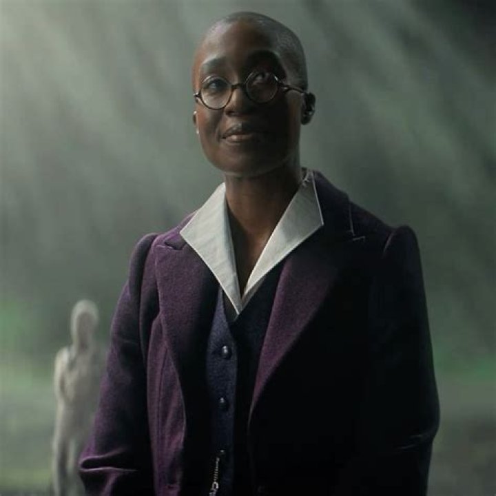 Vivienne Acheampong- Wiki, Age, Height, Boyfriend, Net Worth, Career