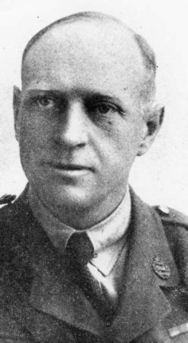 Walter Wilson- Net Worth, Bio, Age, Girlfriend, Height, Career