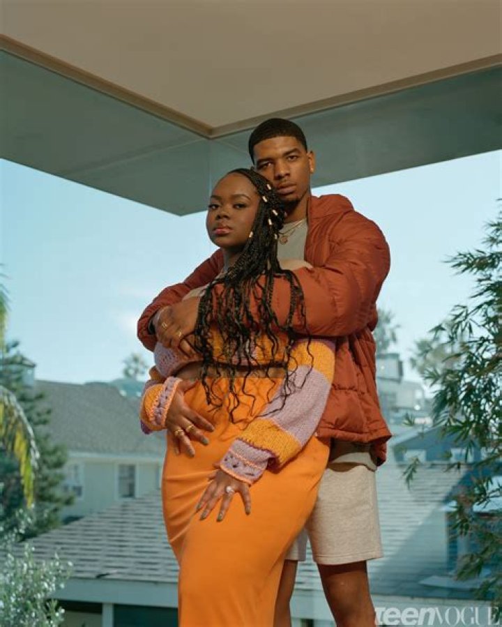 
Snoop Dogg’s Daughter Is Being Criticized Due To Her Relationship	