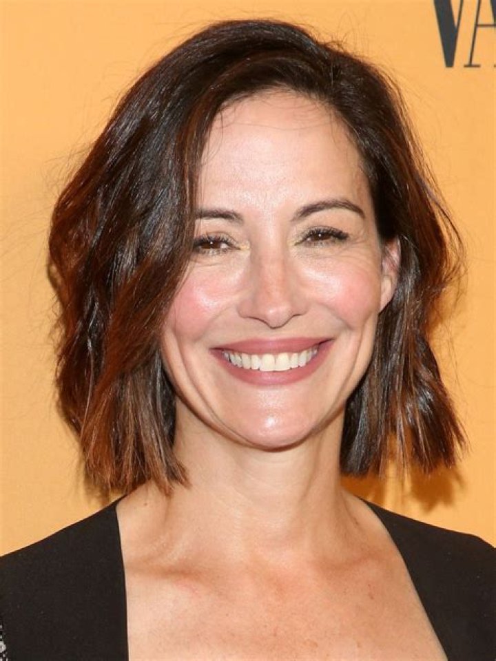 Wendy Moniz- Bio, Wiki, Age, Height, Net Worth, Relationship, Career