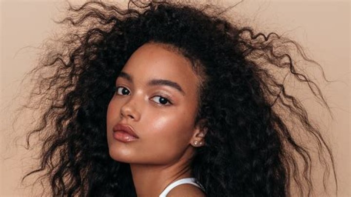 Whitney Peak- Wiki, Age, Height, Net Worth, Boyfriend, Ethnicity