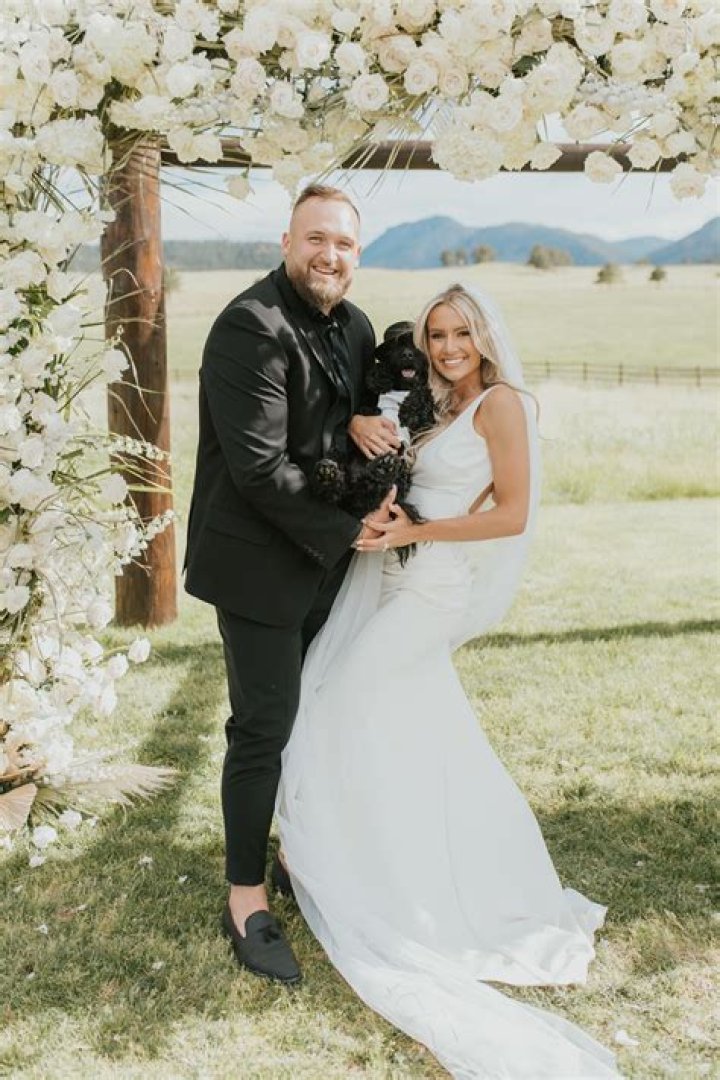 
Who Is Whitney Risner? Mete Dalton Risner Wife: Family And Marriage	