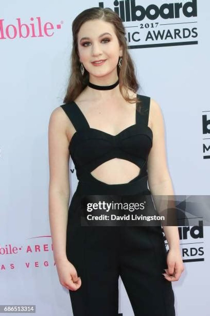 Whitney Woerz- Wiki, Age, Height, Net Worth, Husband, Ethnicity