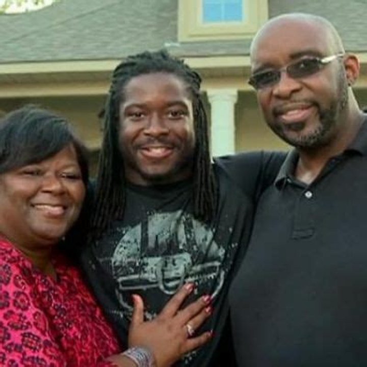 Who Are Eddie Sr. And Wanda Lacy? Meet Eddie Lacy Parents: Family Details