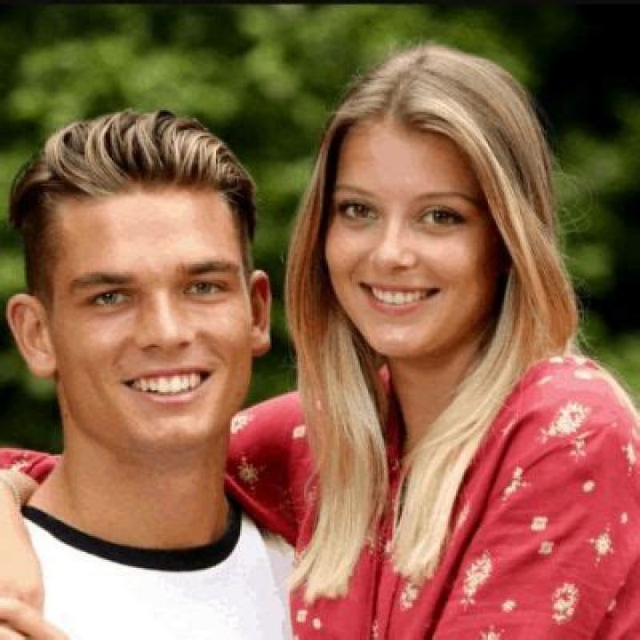 Who Are Warren Green And Lisa Green? Meet Chris Green Parents; Family Details