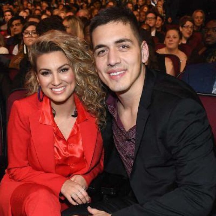 Who Is André Murillo? Meet Tori Kelly Husband: Married Life & Family Details
