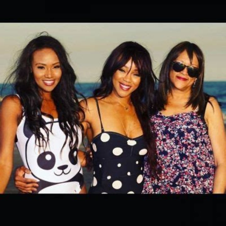 Who Is Christina Crawford, Alicia Fox Sister? Wiki And Family Details