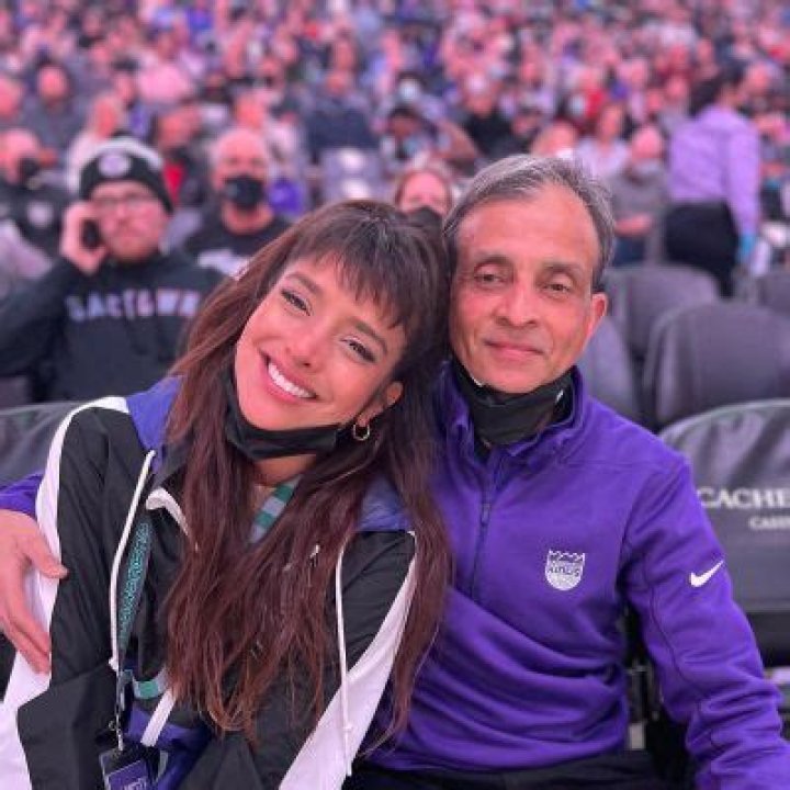 Who Is Deborah Addicott? Meet Vivek Ranadivé Wife: Married Life & Kids