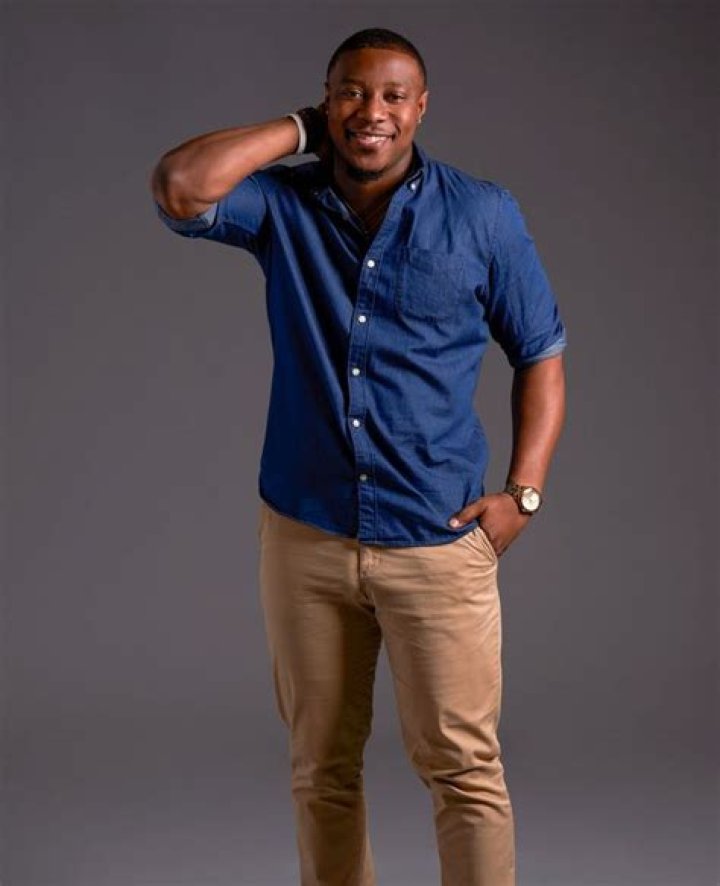 Who is Jarrette Jones In Love Is Blind?