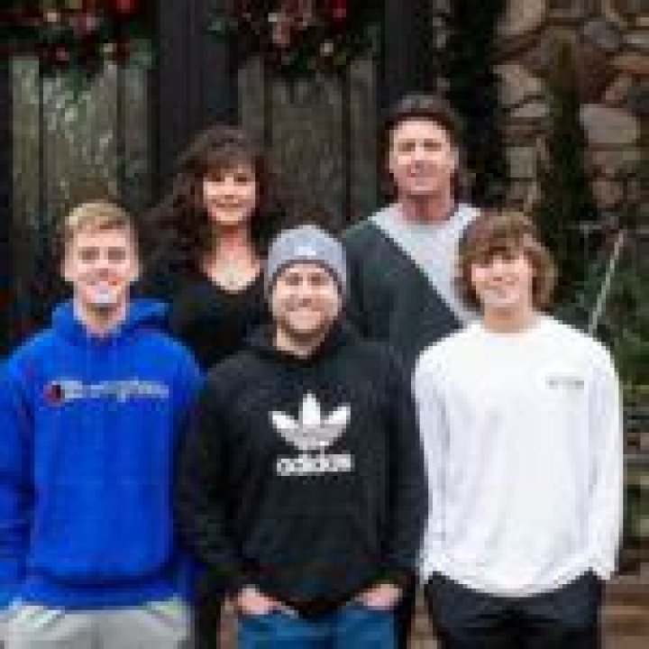 Who Is Kristen Gundy? Meet Mike Gundy Wife: Married Life & Wiki