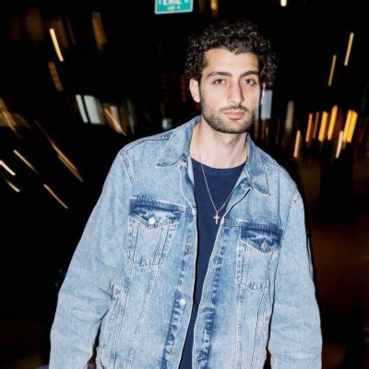 Who Is Lee Petropoulos From “Back in the Groove”?